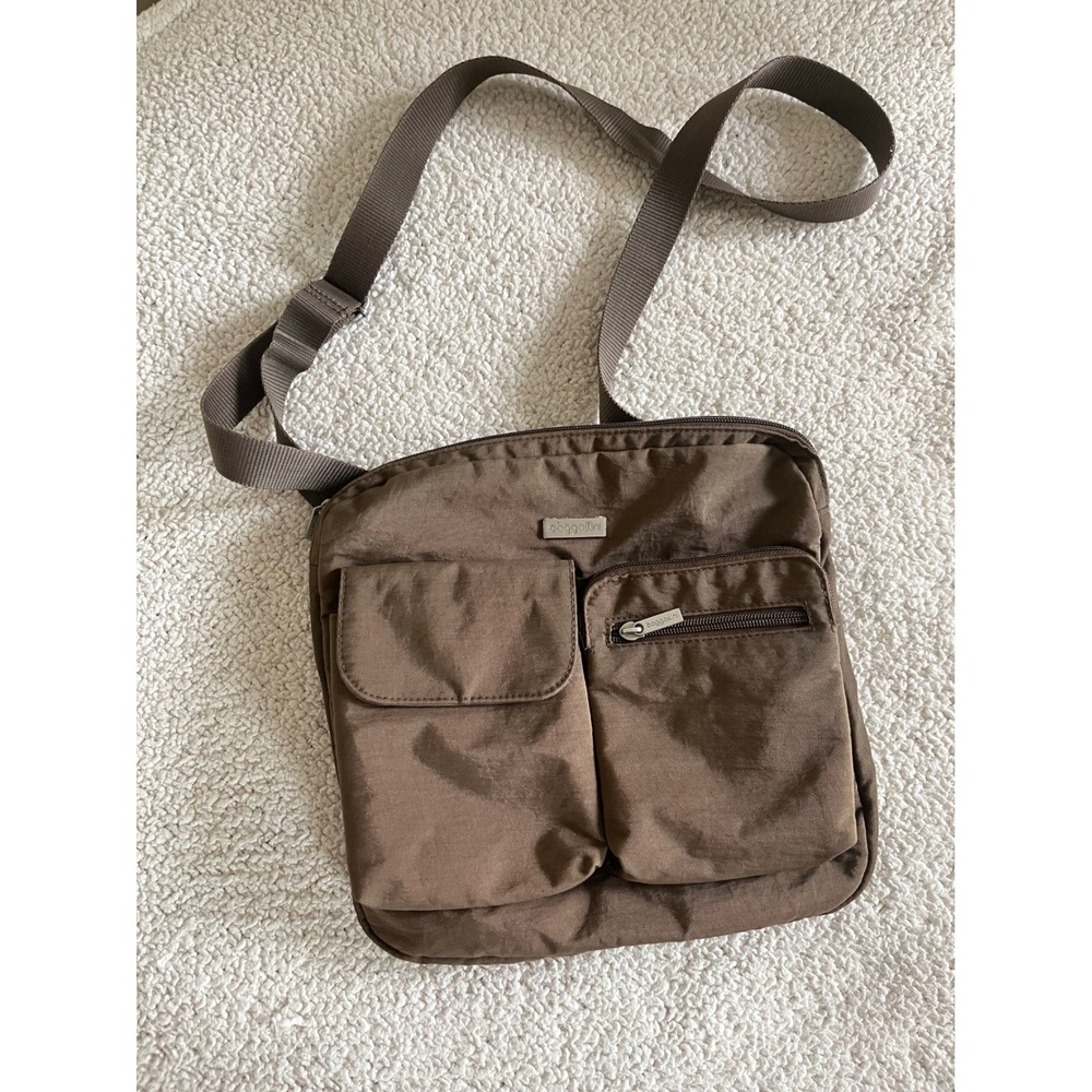 Baggallini green Nylon Crossbody Travel Bag Functional  Neutral Multi-Pocket - Picture 11 of 12